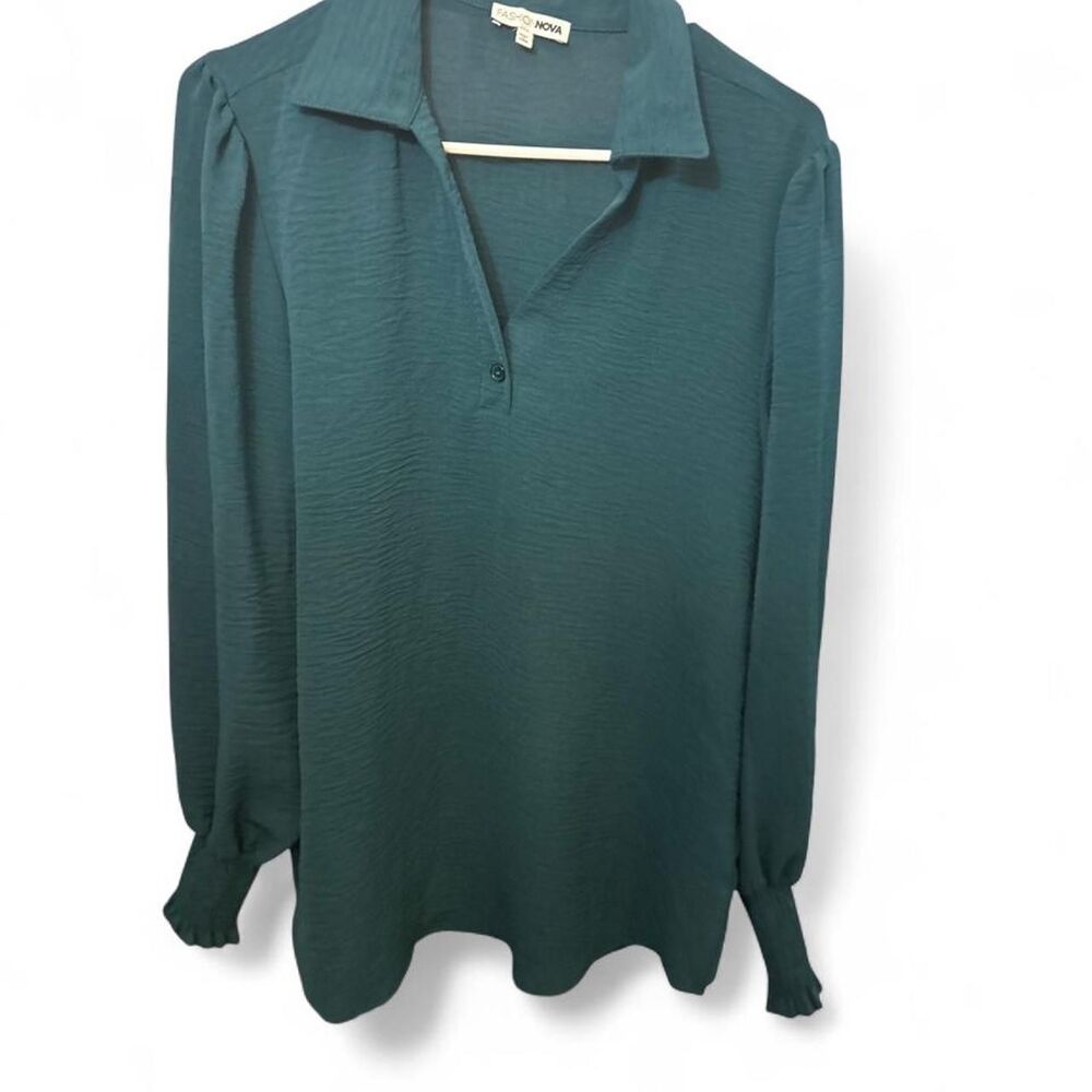 Fashion-nova Women's Green Blouse
